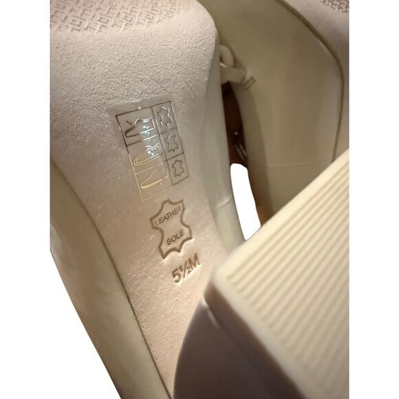 NWT Tory Burch Addison High Block Heel Pumps Sz. 5.5 - Picture 6 of 10